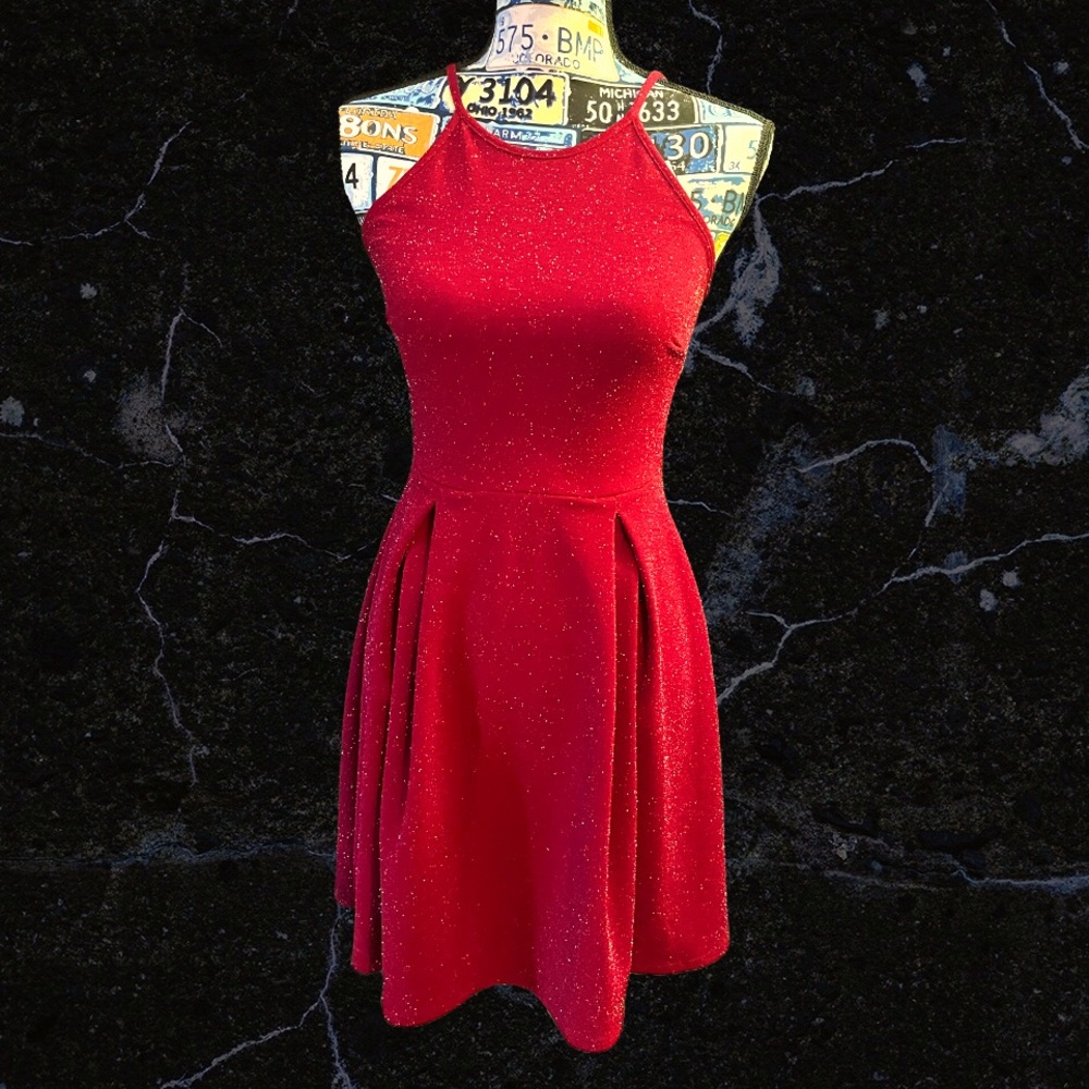 SOPRANO red dress